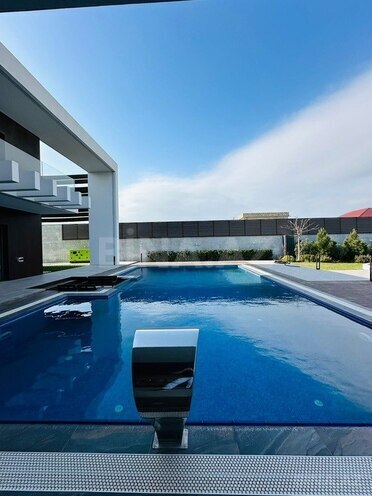 6 otaqlı həyət evi/bağ evi - Nardaran q. - 640 m² (11)