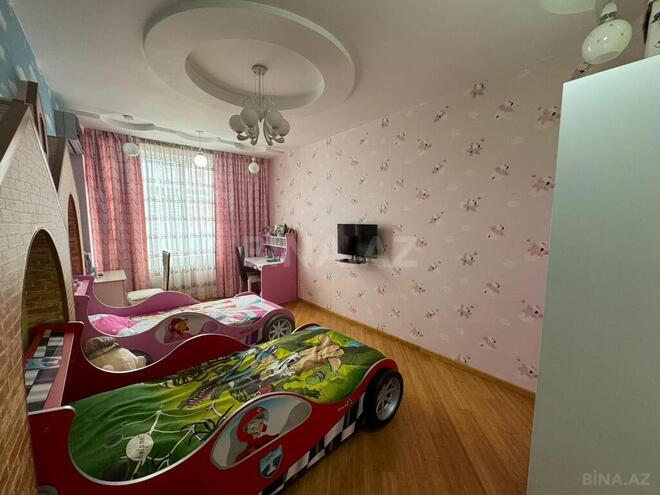 4-комн. новостройка - м. 8 ноября - 200 м² (21)