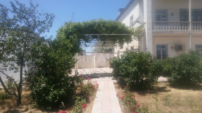 8 otaqlı həyət evi/bağ evi - Kürdəxanı q. - 400 m² (12)