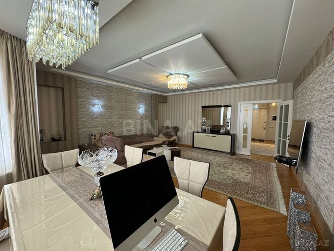 4-комн. новостройка - м. 8 ноября - 200 м² (2)