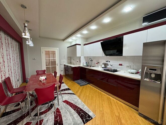 4-комн. новостройка - м. 8 ноября - 200 м² (14)