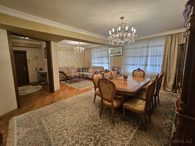 3 otaqlı yeni tikili - İnşaatçılar m. - 130 m² (1)