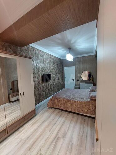 5 otaqlı həyət evi/bağ evi - Zabrat q. - 150 m² (24)