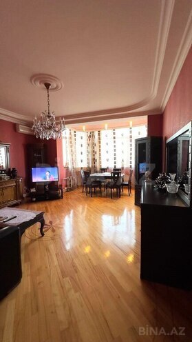 Продаётся 4-комн. новостройка 145 м², м. Иншаатчылар, photo 1 from 18