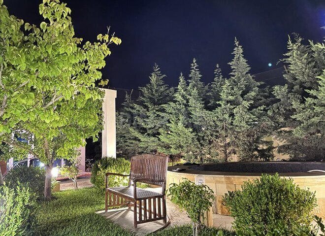 6 otaqlı həyət evi/bağ evi - Novxanı q. - 300 m² (3)
