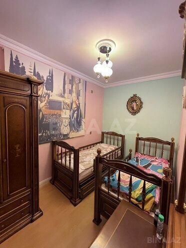 6 otaqlı həyət evi/bağ evi - Novxanı q. - 300 m² (17)