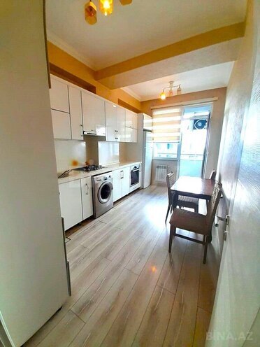 3 otaqlı yeni tikili - 20 Yanvar m. - 105 m² (9)