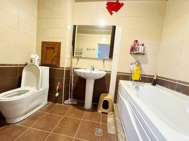 5 otaqlı köhnə tikili - 8-ci mikrorayon q. - 125 m² (12)