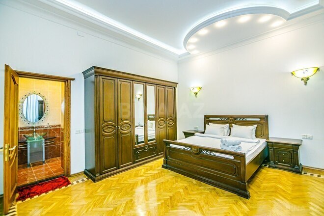 İcarəyə verilir 5 otaqlı köhnə tikili 275 m², 28 May m., photo 11 from 29