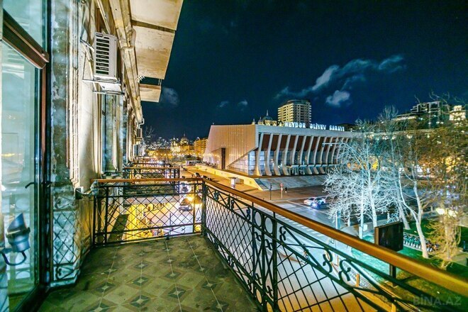 İcarəyə verilir 5 otaqlı köhnə tikili 275 m², 28 May m., photo 8 from 29