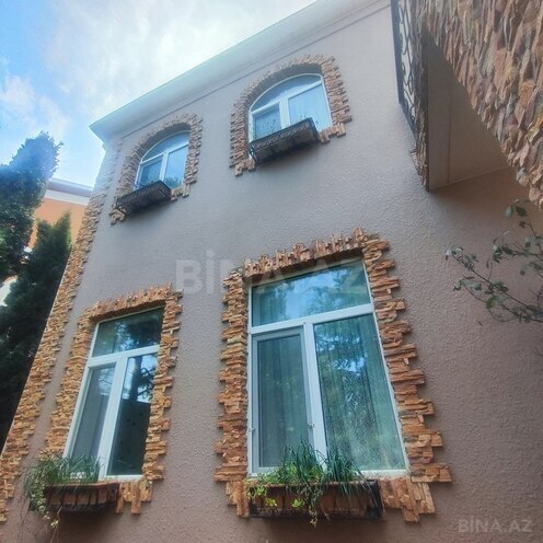 5 otaqlı həyət evi/bağ evi - Mərdəkan q. - 200 m² (20)