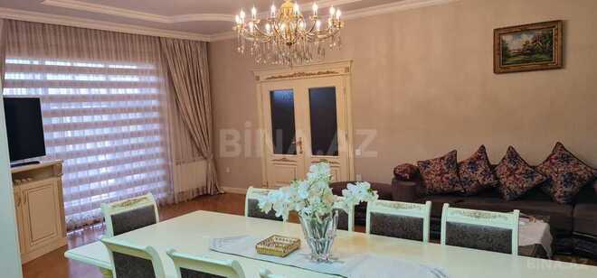 6 otaqlı həyət evi/bağ evi - Novxanı q. - 260 m² (10)