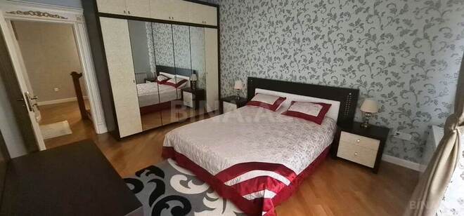 6 otaqlı həyət evi/bağ evi - Novxanı q. - 260 m² (12)