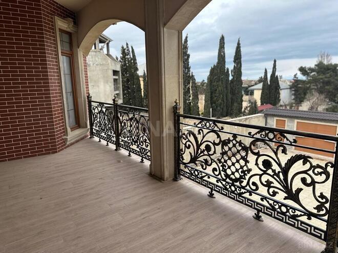 6 otaqlı həyət evi/bağ evi - Novxanı q. - 280 m² (6)