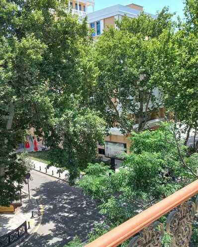 3 otaqlı köhnə tikili - Sahil m. - 70 m² (1)
