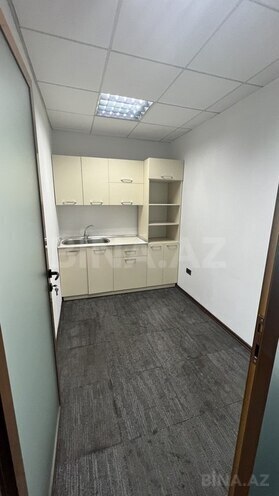 6 otaqlı ofis - 8 Noyabr m. - 177 m² (13)