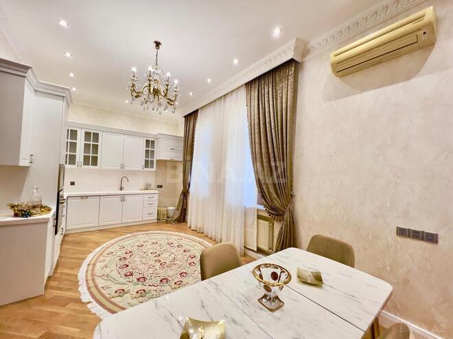 Продаётся 6-комн. дом/дача 800 м², м. Нефтчиляр, photo 15 from 26