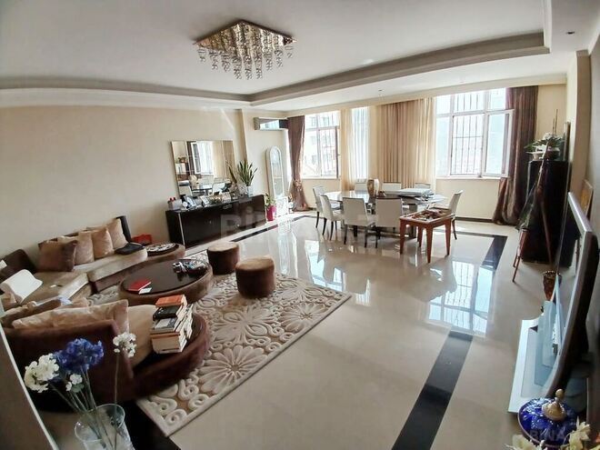 4 otaqlı yeni tikili - Şah İsmayıl Xətai m. - 172 m² (1)