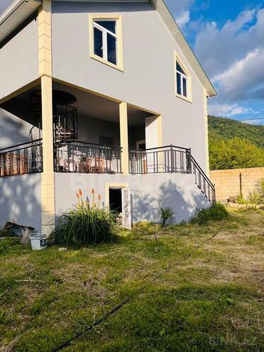 4 otaqlı həyət evi/bağ evi - Qax - 120 m² (21)