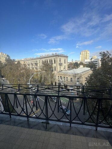 4-комн. вторичка - м. Сахил - 110 м² (15)