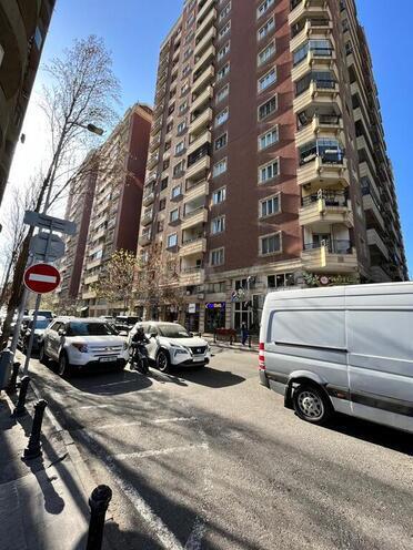 Obyekt - 28 May m. - 650 m² (1)