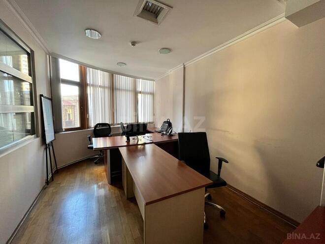 Obyekt - 28 May m. - 650 m² (5)