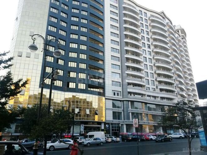 5 otaqlı yeni tikili - Nizami m. - 215 m² (1)