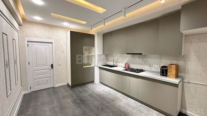 3 otaqlı yeni tikili - Qara Qarayev m. - 144 m² (11)