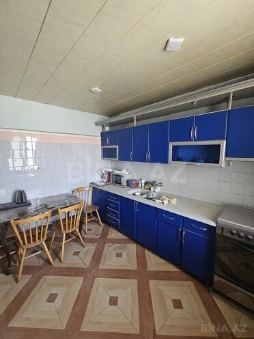Satılır 4 otaqlı köhnə tikili 145 m², 28 May m., photo 15 from 18