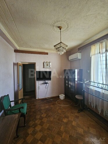 Satılır 4 otaqlı köhnə tikili 145 m², 28 May m., photo 16 from 18