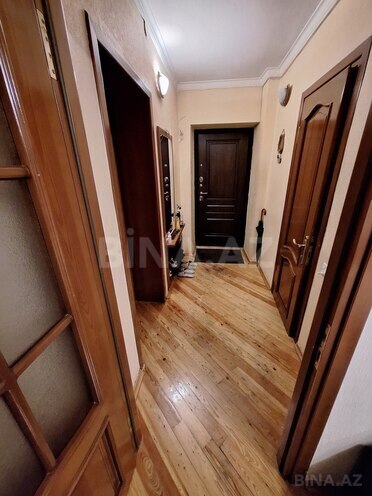 3 otaqlı köhnə tikili - İnşaatçılar m. - 75 m² (1)