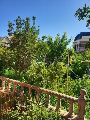 6 otaqlı həyət evi/bağ evi - Həzi Aslanov q. - 300 m² (11)