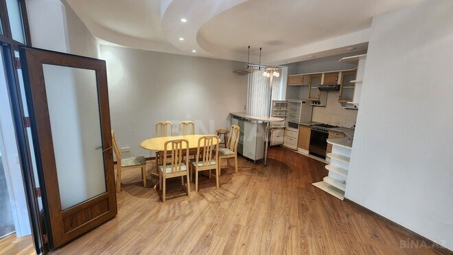 2 otaqlı köhnə tikili - İçəri Şəhər m. - 65 m² (12)