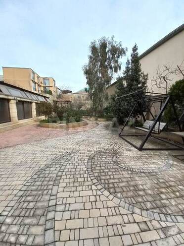 4 otaqlı həyət evi/bağ evi - Badamdar q. - 340 m² (3)