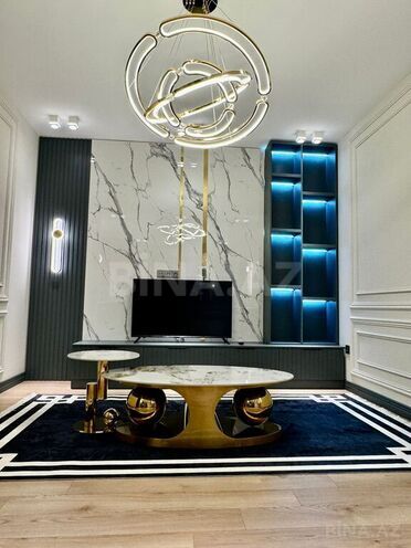 Сдаётся 3-комн. новостройка 105 м², м. 8 ноября, photo 1 from 12