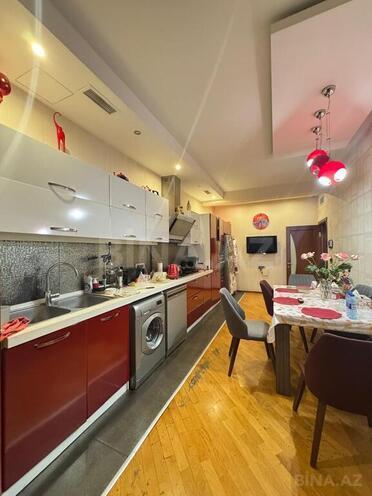 3 otaqlı yeni tikili - Şah İsmayıl Xətai m. - 130 m² (15)