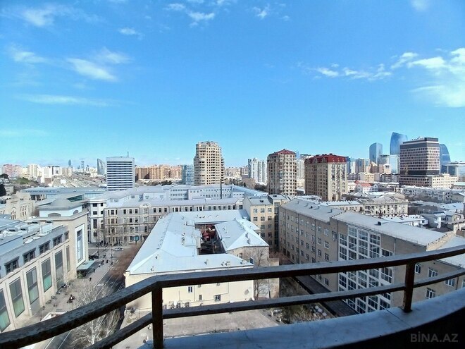 4-комн. новостройка - м. 28 мая - 200 м² (2)