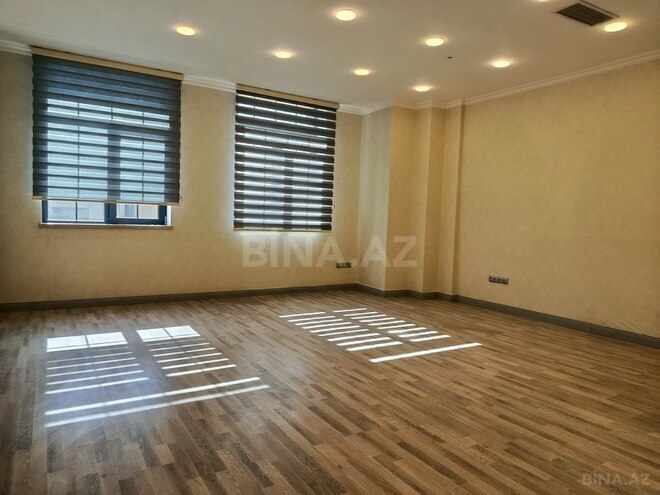 4-комн. офис - Наримановский  р. - 140 м² (2)