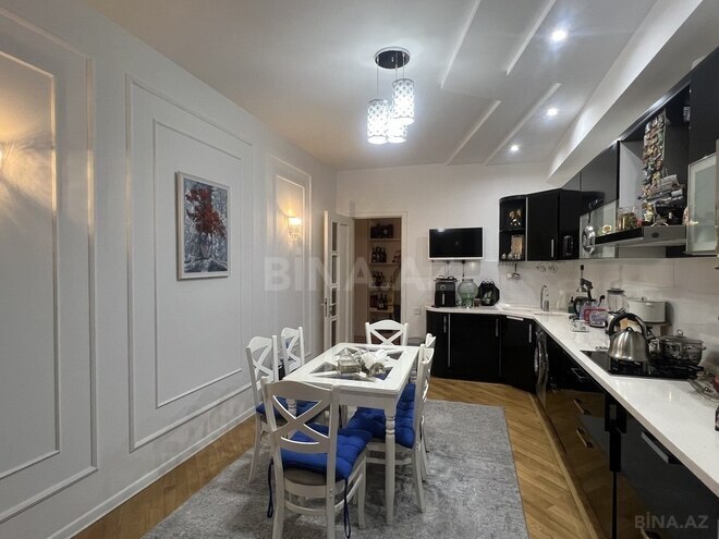 3-комн. новостройка - м. 8 ноября - 145 м² (11)