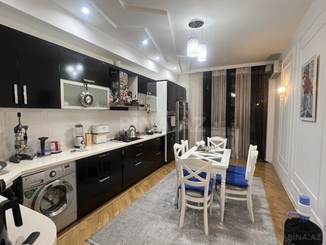 3-комн. новостройка - м. 8 ноября - 145 м² (9)