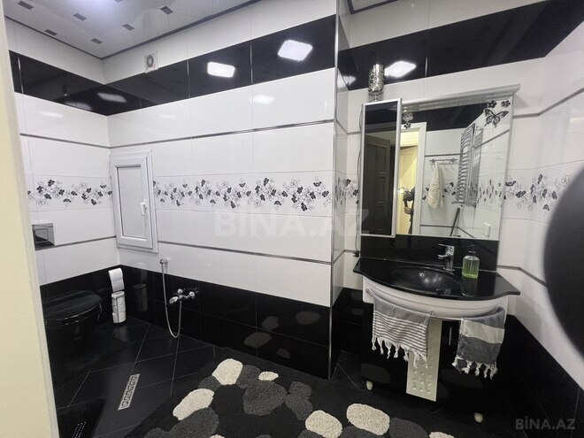 3-комн. новостройка - м. 8 ноября - 145 м² (17)