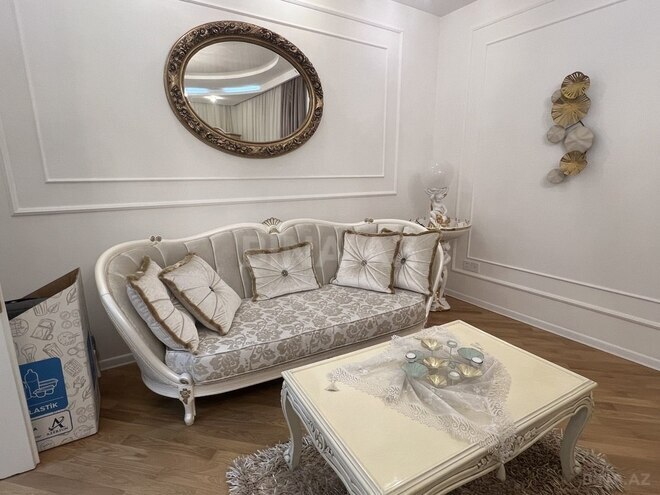 3-комн. новостройка - м. 8 ноября - 145 м² (3)