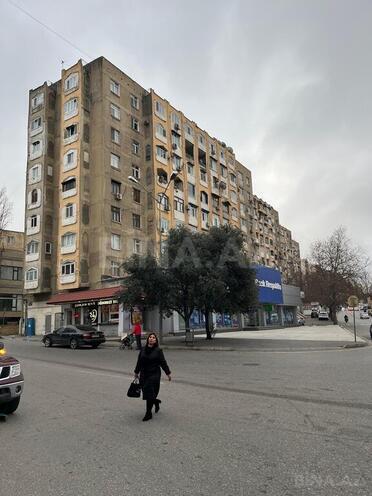 3-комн. вторичка - м. Нефтчиляр - 75 м² (1)