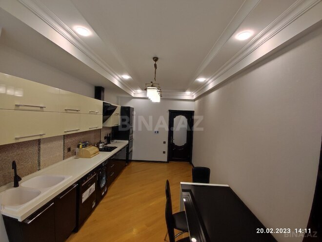 4 otaqlı yeni tikili - Şah İsmayıl Xətai m. - 190 m² (23)