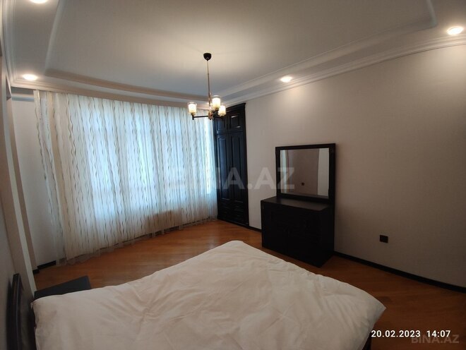 4 otaqlı yeni tikili - Şah İsmayıl Xətai m. - 190 m² (17)
