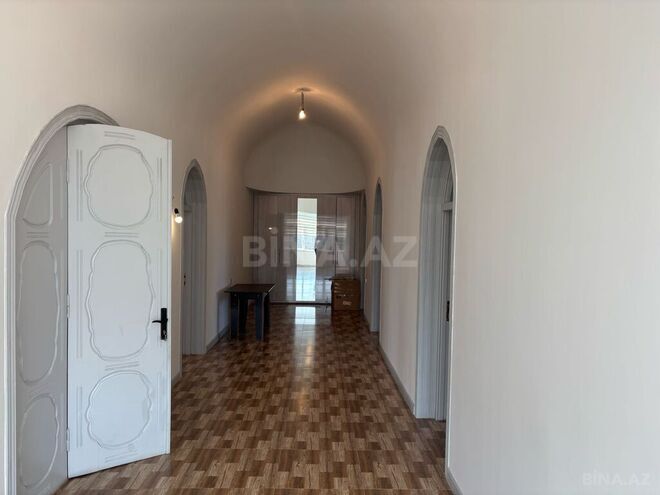 8 otaqlı həyət evi/bağ evi - Bərdə - 373 m² (18)