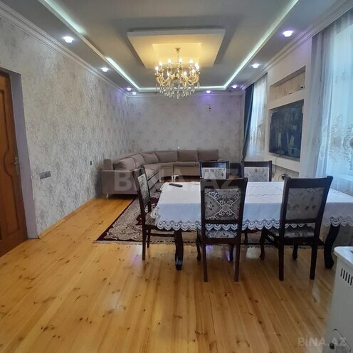 4 otaqlı həyət evi/bağ evi - Savalan q. - 200 m² (3)