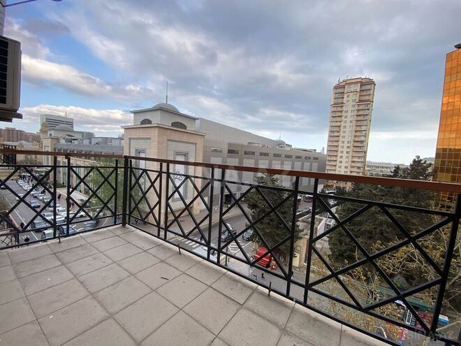 2 otaqlı köhnə tikili - 28 May m. - 68 m² (3)