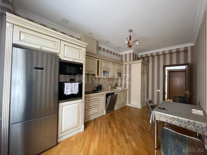 4 otaqlı yeni tikili - Ağ şəhər q. - 152 m² (2)