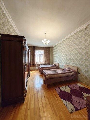 6 otaqlı həyət evi/bağ evi - Qaraçuxur q. - 220 m² (17)